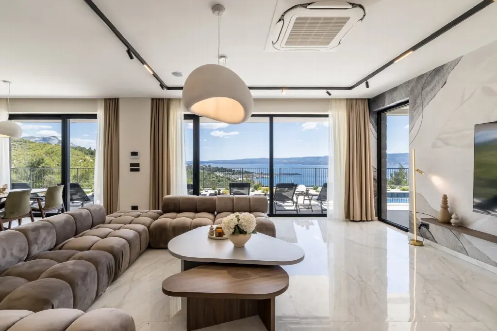 Split, Split – Contemporary Sea-View Villa, 4 Bedrooms