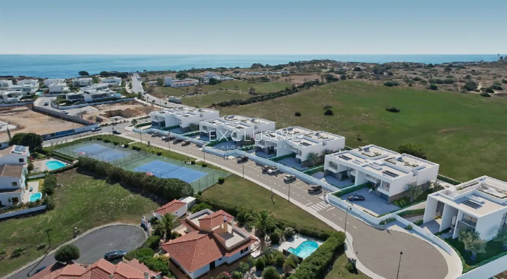 Lagos, Algarve – Sea View Villa with 4 Bedrooms