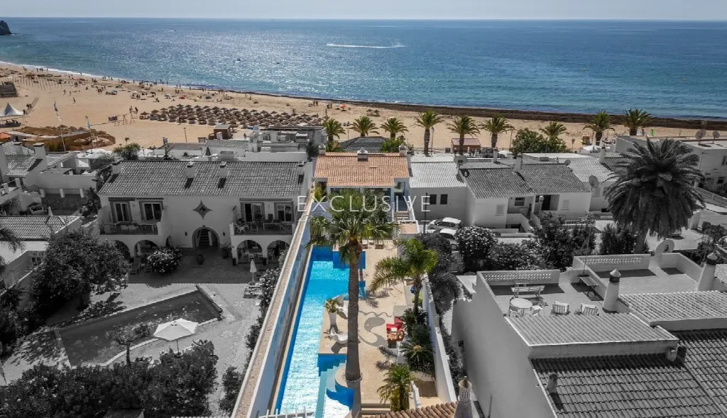 Lagos, Algarve – Beachfront Villa with 27 m Pool, 6 Bedrooms