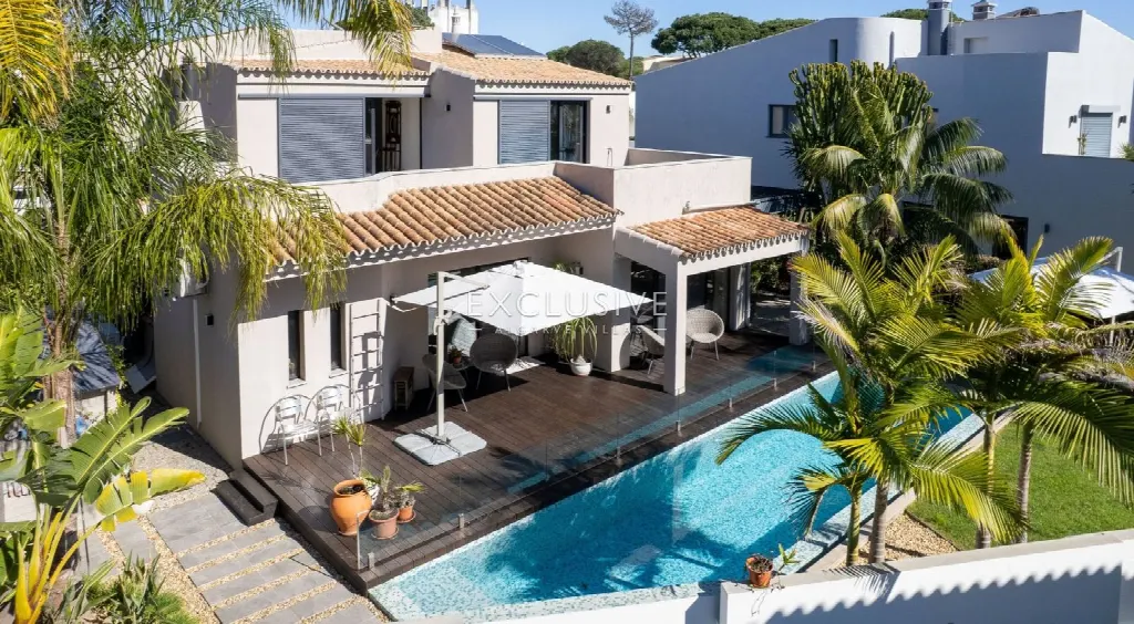 Loulé, Algarve – Renovated Vilamoura Villa with 3 Bedrooms