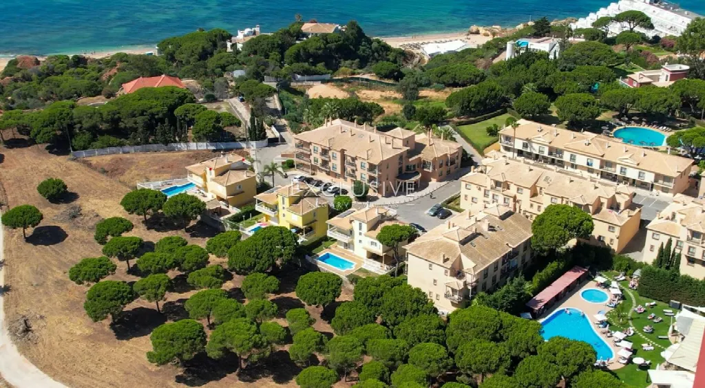 Albufeira, Algarve – Sea-View Villa with Pool, 3 Bedrooms