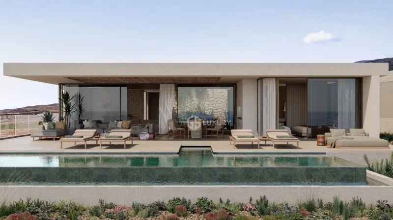 Adeje, Tenerife – Sea-View Villa with Four Bedrooms