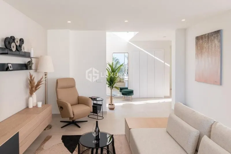 Adeje, Tenerife – Villa with Ocean View and Infinity Pool, 3 Bedrooms