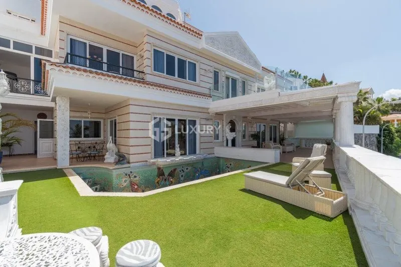 Adeje, Tenerife – Villa with Mosaic Pool and Ocean Views, 5 Bedrooms