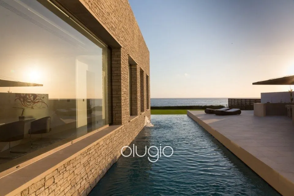 Sea Caves, Paphos – Seafront Villa with Infinity Pool, 4 Bedrooms