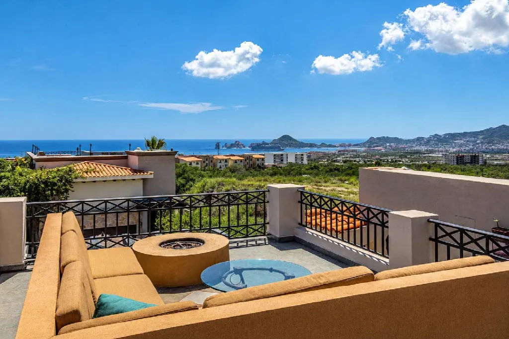 Cabo Corridor, Baja California Sur – Land's End Views, 3 Bedrooms
