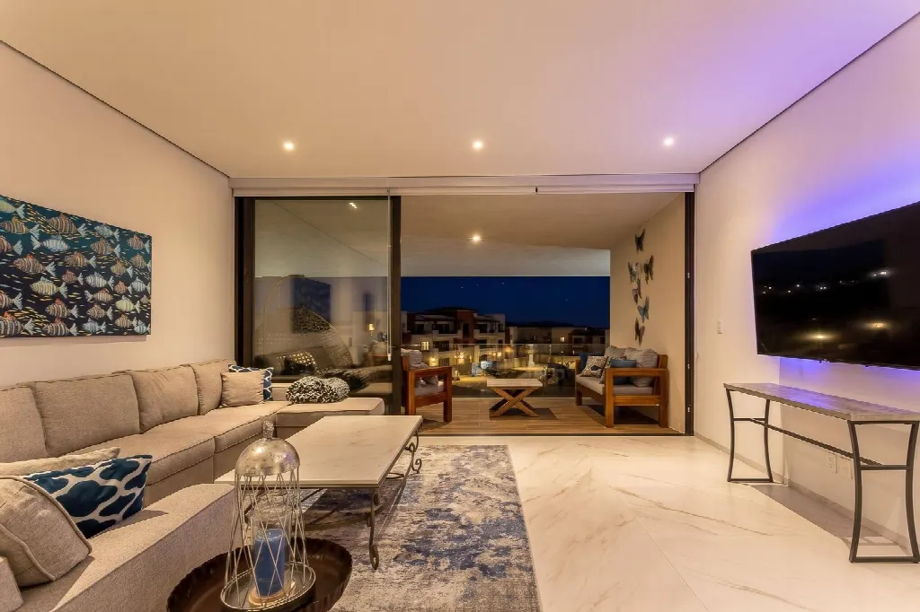 San José del Cabo, Baja California Sur – 3-Bedroom Gated Condo near Golf