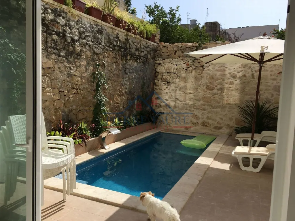 Sliema, Malta – Townhouse with Pool and 4 Bedrooms