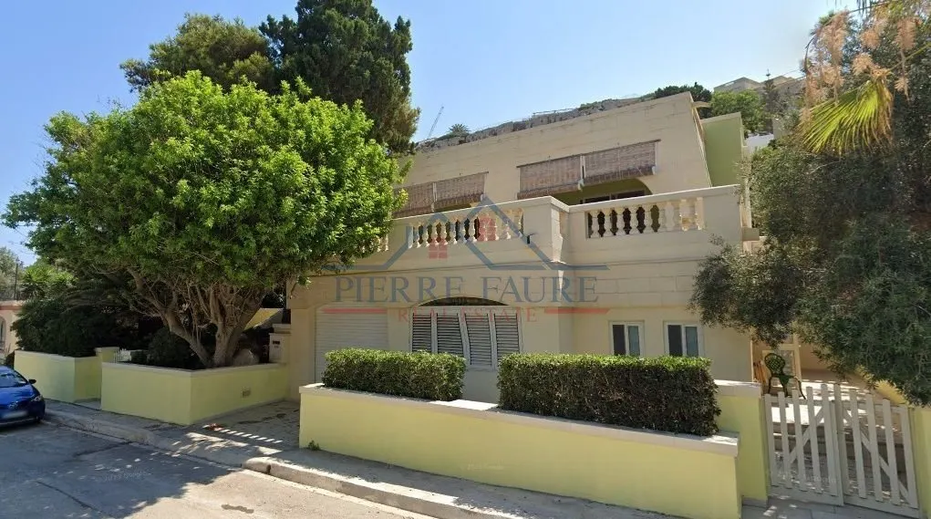 Mellieha, Malta – Villa on 1,100 sqm Plot with Flatlet, 4 Bedrooms