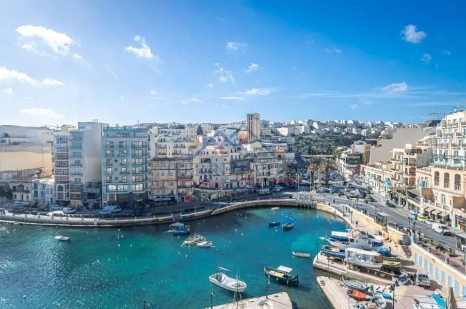St. Julians, Malta – Townhouse with Spinola Bay Views, 4 Bedrooms