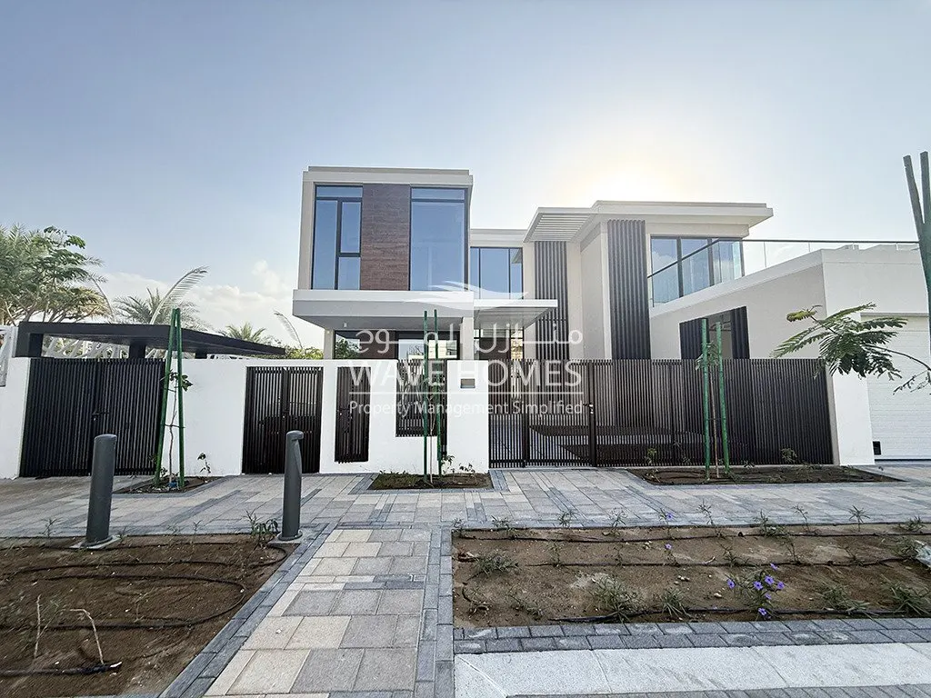Al Mouj, Muscat – New-Build Golf Villa with 6 Bedrooms