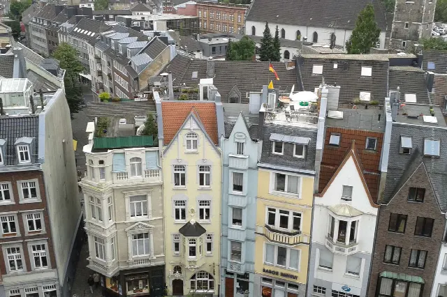 Sell Apartment & House Hamburg: Rating, Documents, Process