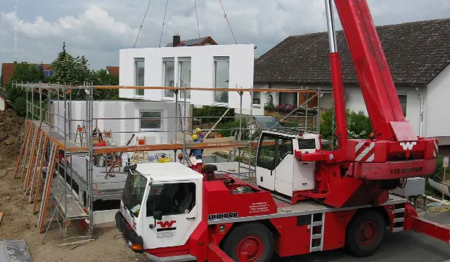 Prefabricated house: From supplier search to turnkey – prices & costs in comparison, tips & advantages