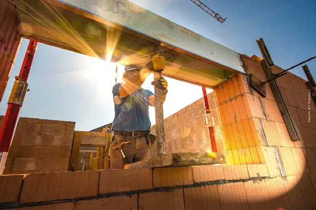 Leasehold and ground rent: definition, advantages and disadvantages for owner-occupiers & capital investors explained
