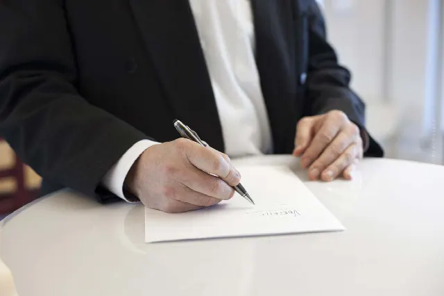 Ordering party principle: new regulations on brokerage fees
