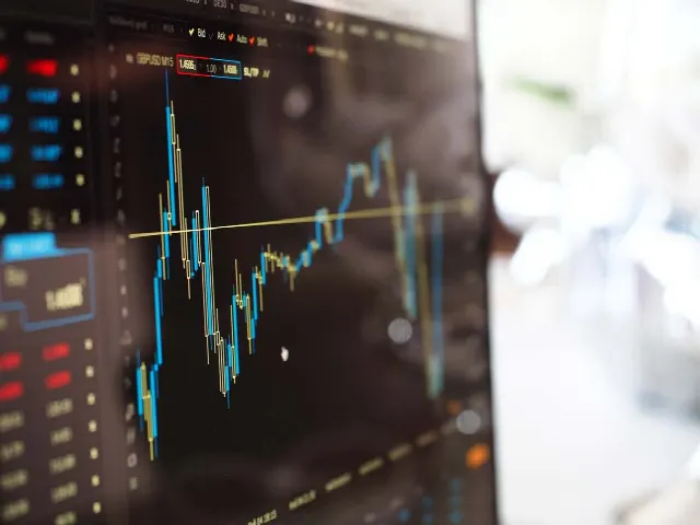 REIT: Real Estate, Forming, Advantages / Disadvantages & Taxes