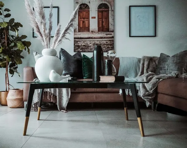 Basement apartment: definition, characteristics and basement apartment to develop, sell or rent.