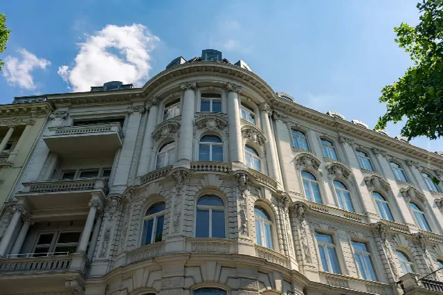 Apartment for sale costs: notary, real estate agent, energy certificate & Co. – for seller & buyer