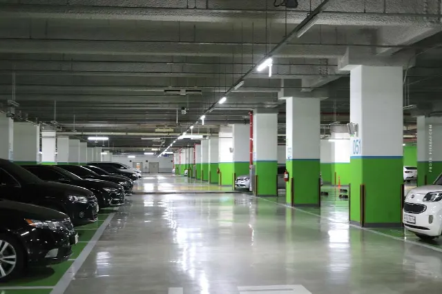Sell your underground garage: Rating, process, sale + checklist