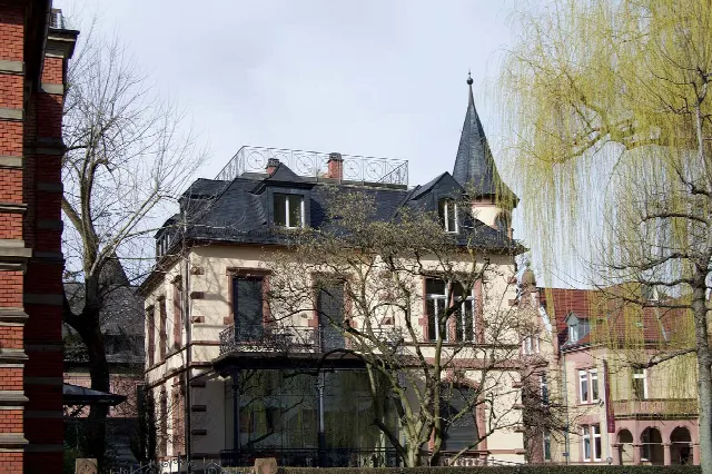 10% tipster commission Frankfurt (Mainz, Wiesbaden): 18 million villa – buyers for this and other villas