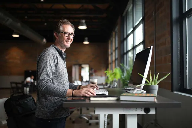 Alex Fischer’s “Real Estate Investor” Master Course: Coaching, Experience, Contents