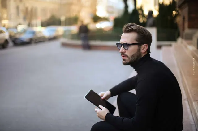 Alex Fischer’s “Financial Intelligence” Master Course: Coaching, Experience, Content
