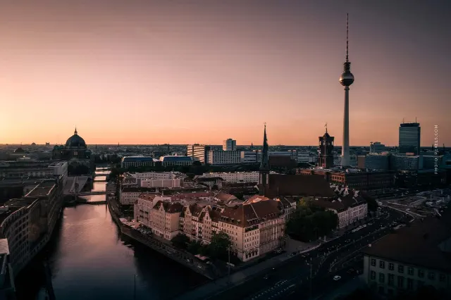 Crime statistics: Location downgrade Germany +5.5% Crimes & burglaries