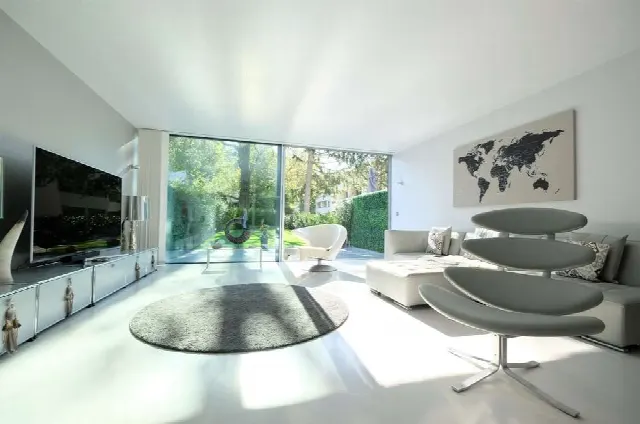 Exceptional design townhouse at Hagenplatz with pool