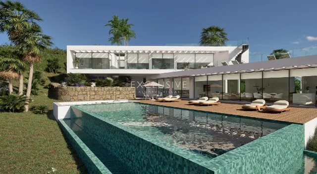 Villa with Pool, Cinema and 5 Bedrooms