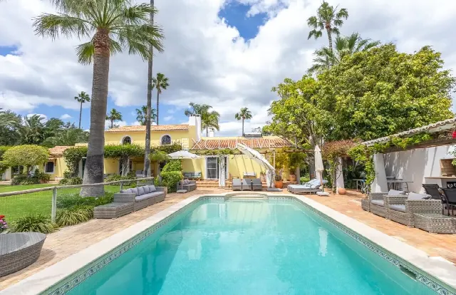 Villa with Orchards, 6 Bedrooms