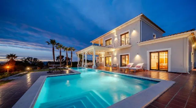 Hilltop Villa with Sea Views, 5 Bedrooms