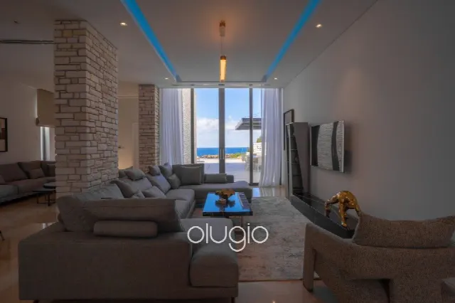 5-Bedroom Villa with Water Views