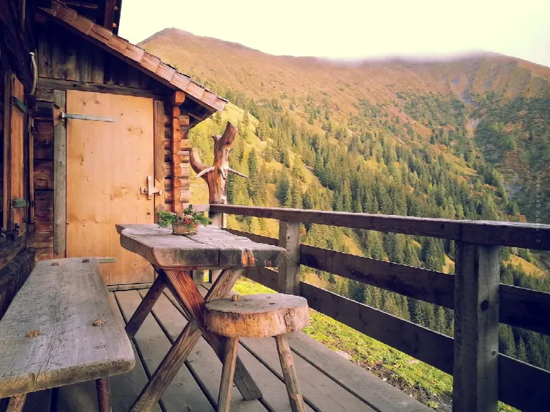 Buying a weekend home: Procedure, broker, costs, prices & tax