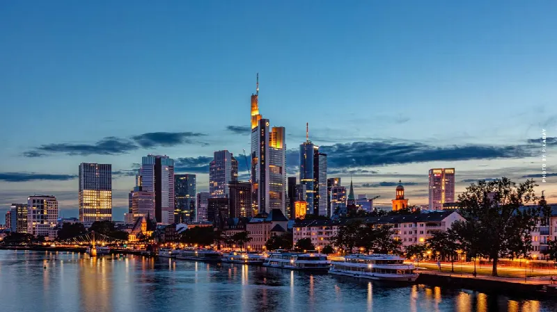 Frankfurt buy & rent: House, apartment, property – Square meter price