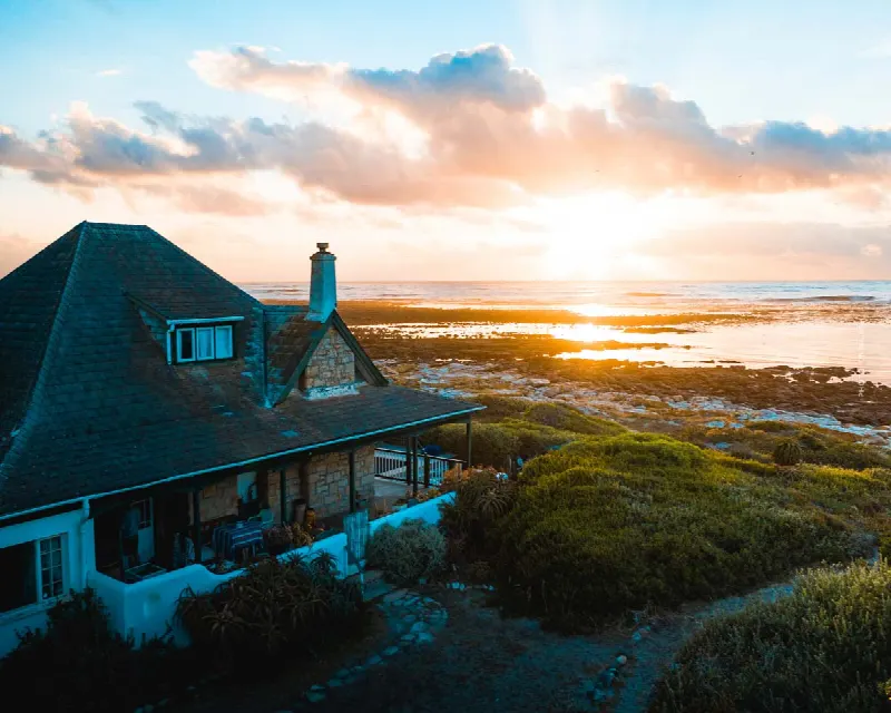 Country house: Build, buy or rent – The right choice for families & nature lovers