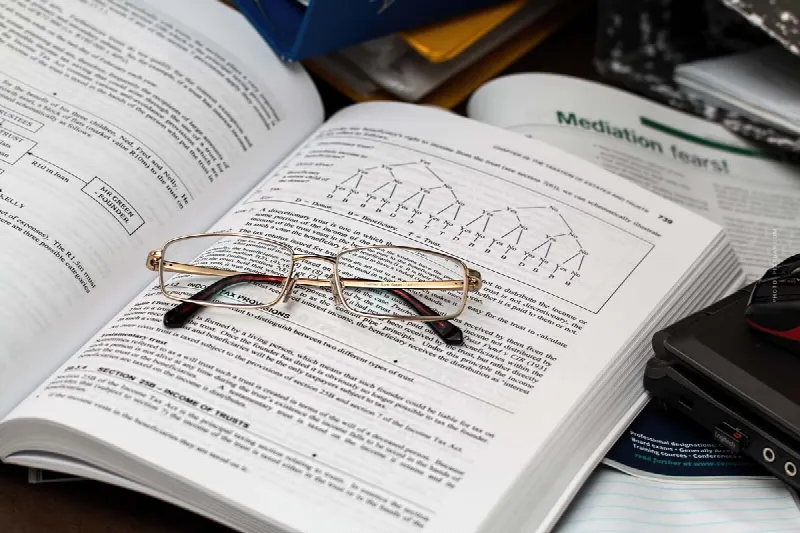 Capital gains tax (KapESt): How much? Allowance, GmbH, Shares & Law