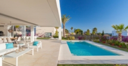 Marbella, Spain – Beautiful villa with sea view in Rio Real- € 1.690.000