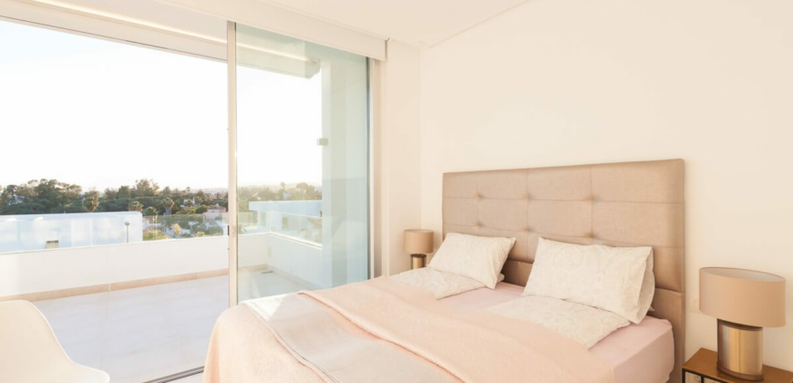 Marbella, Spain – Beautiful villa with sea view in Rio Real- € 1.690.000