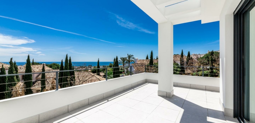 Marbella, Spain – Extravagant villa with waterfall – € 2.950.000