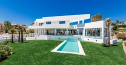 Marbella, Spain – Extravagant villa with waterfall – € 2.950.000