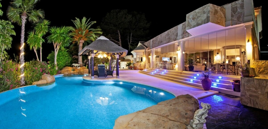 Marbella, Spain – Beautiful spanish style villa in Elviria- € 1.590.000