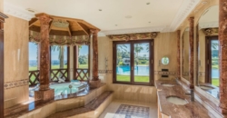 Marbella, Spanien – Property with Tenniscourt, King Size Swimming Pool & Co. – $ 14,010,000