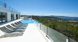 Ibiza, Spain – Villa with pool and stunning view in Cala Salada – € 4.000.000