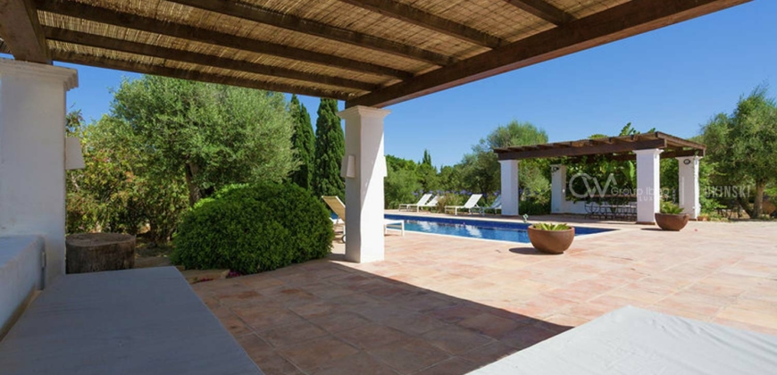 Ibiza, Spain – Villa with mediterranean garden in San Rafael – € 2.600.000