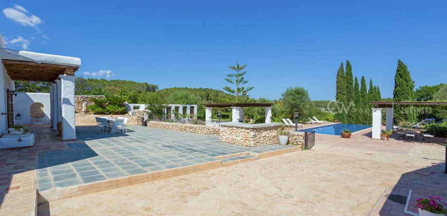 Ibiza, Spain – Villa with mediterranean garden in San Rafael – € 2.600.000