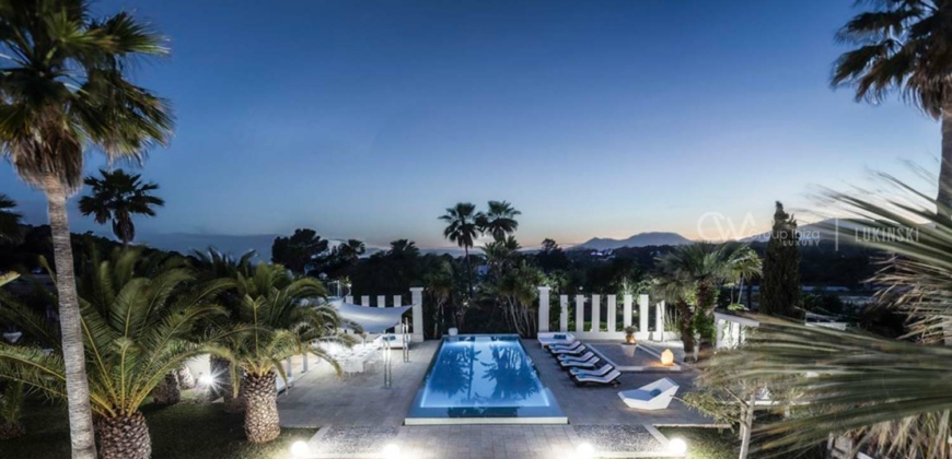 Ibiza, Spain – Luxury villa with private tennis court in Cala Jondal – € 7.200.000