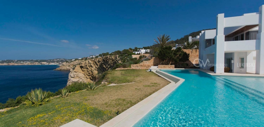 Ibiza, Spain – Villa with direct access to the sea in Calo d en real – € 9.600.000