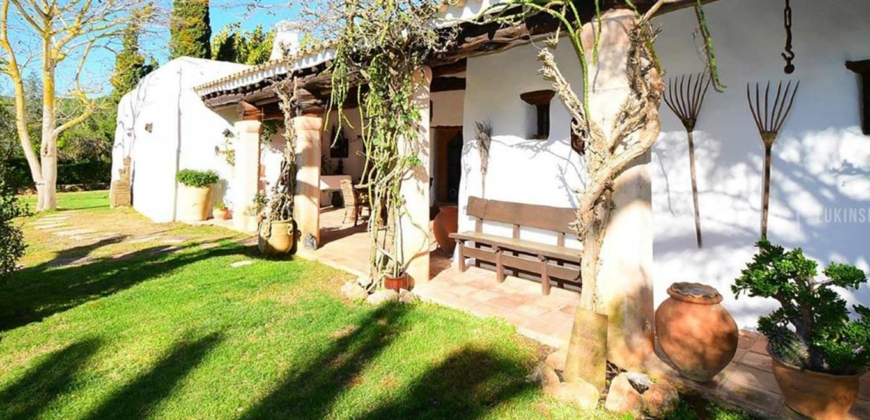 Ibiza, Spain – Authentic villa in the heart of the island in Santa Gertrudis – $ 3.930.000